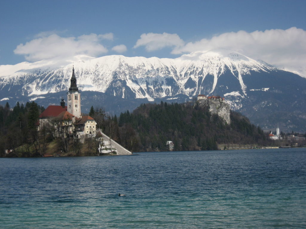 Jazero Bled v Slovinsku. Malebné miesto, ktoré stojí za návštevu