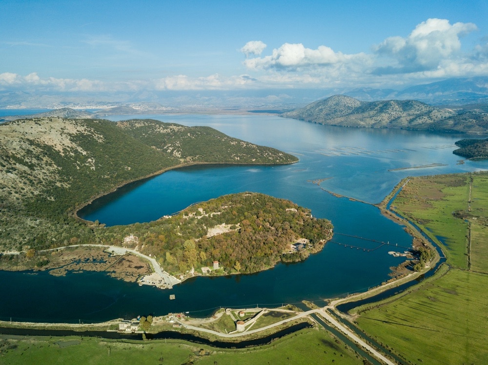 Saranda v Albánsku: neobjavená krása Jadranu